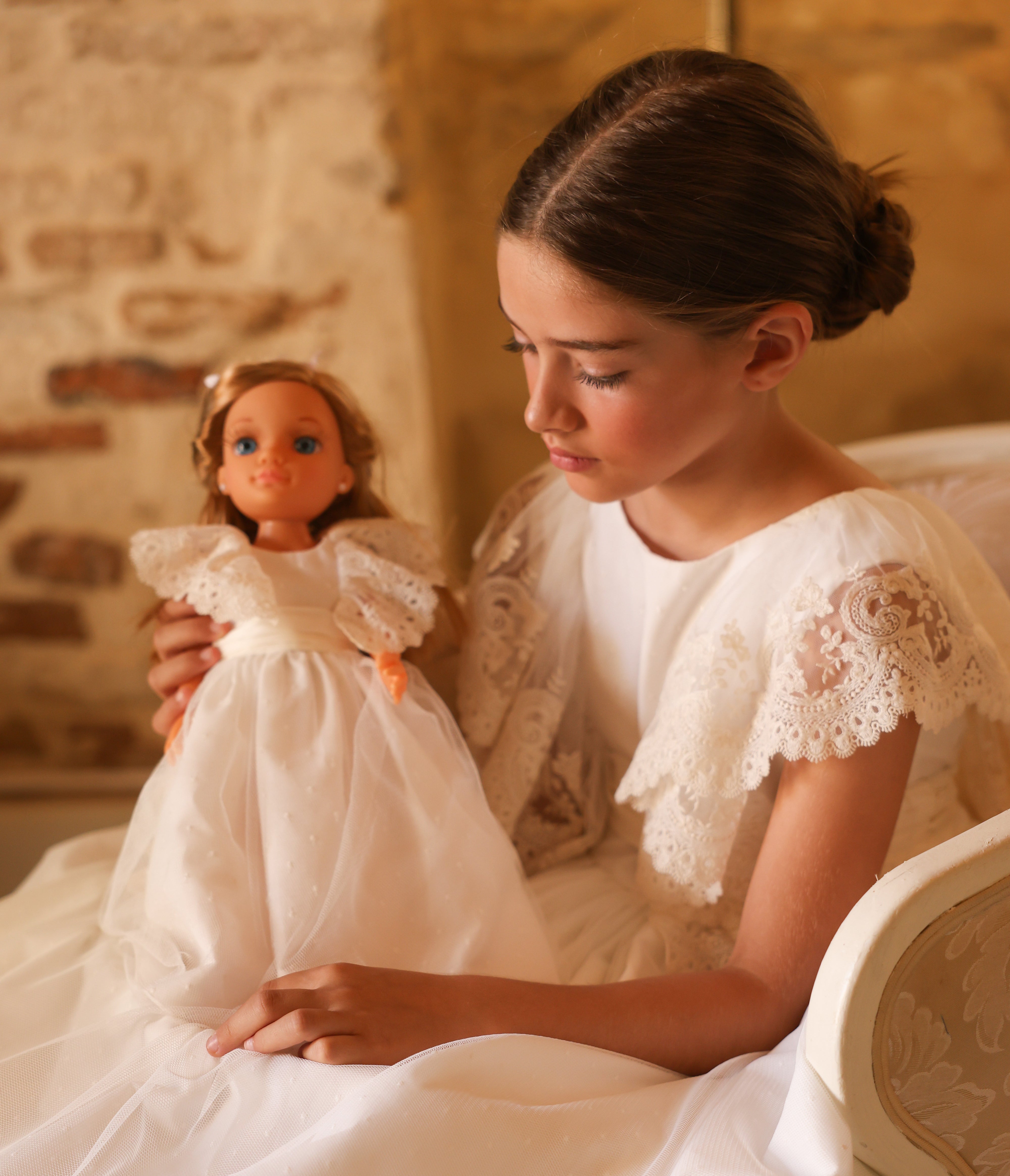 Muñeca de comunión con vestido personalizado